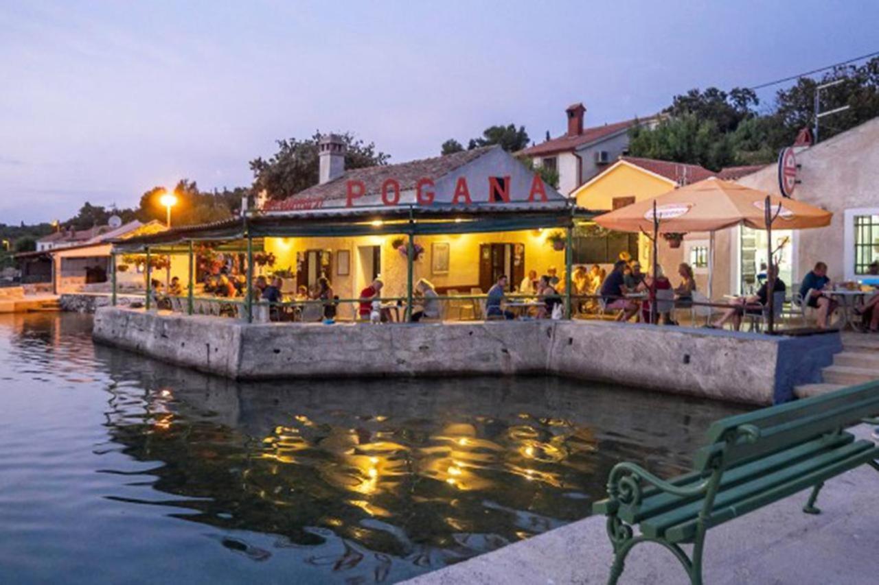 Apartments Ana Pogana Punta Križa Kültér fotó