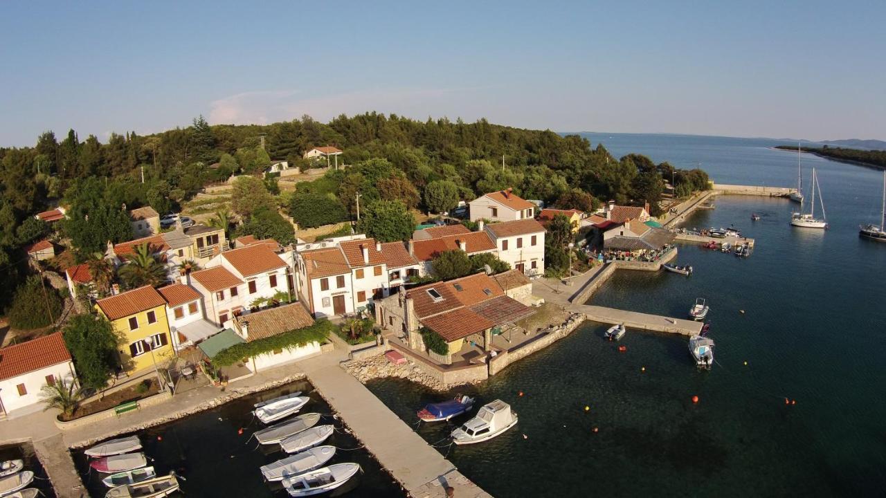 Apartments Ana Pogana Punta Križa Kültér fotó