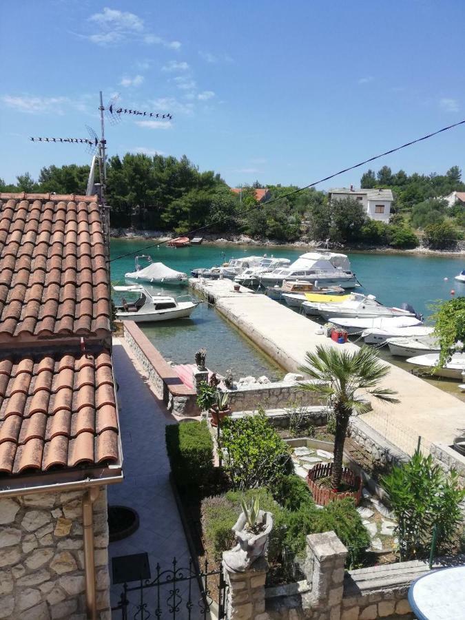 Apartments Ana Pogana Punta Križa Kültér fotó